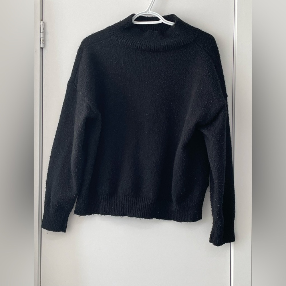 Black Oversized Knit Sweater - size 4